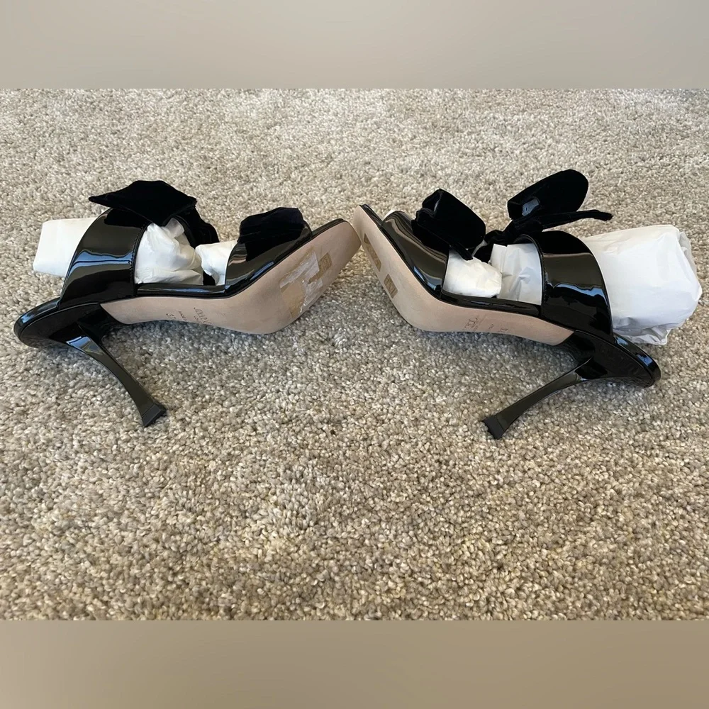 Jimmy Choo Black Flaca Sandal BNNW size 37.5 NEVER WORN - Picture 4 of 7